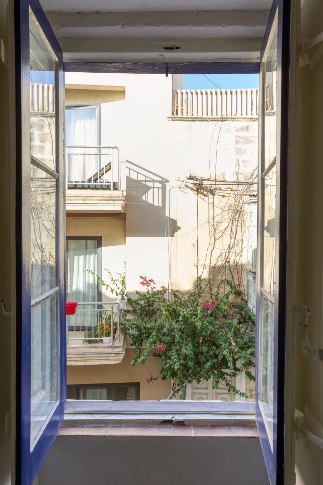 Bluebell Apartment-Hosted By Sweetstay Sliema Exterior foto